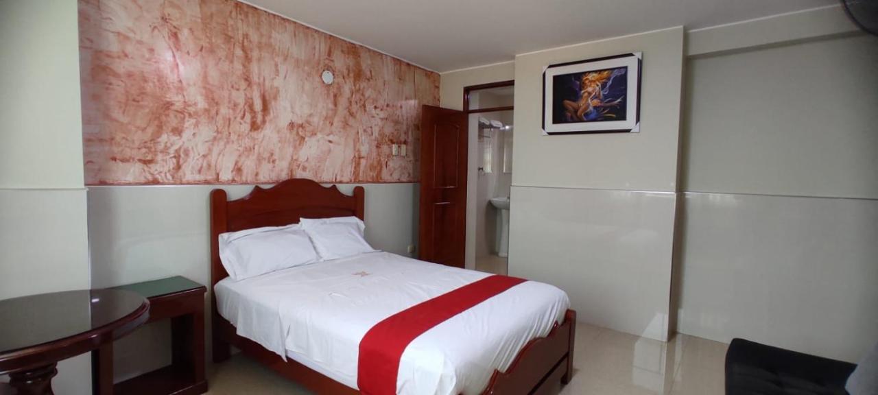 Hotel Real Bolivar Chimbote Zewnętrze zdjęcie